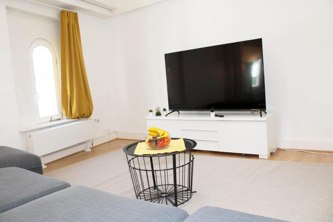122 Jungfernstieg Apartment